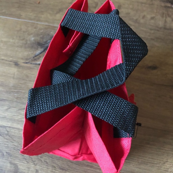 HELLO KITTY-NWT Small Red Tote 40th Anniversary - Picture 4 of 7